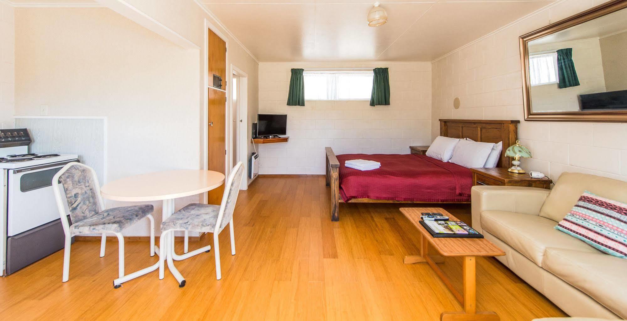 Astral Motel Whanganui Exterior photo