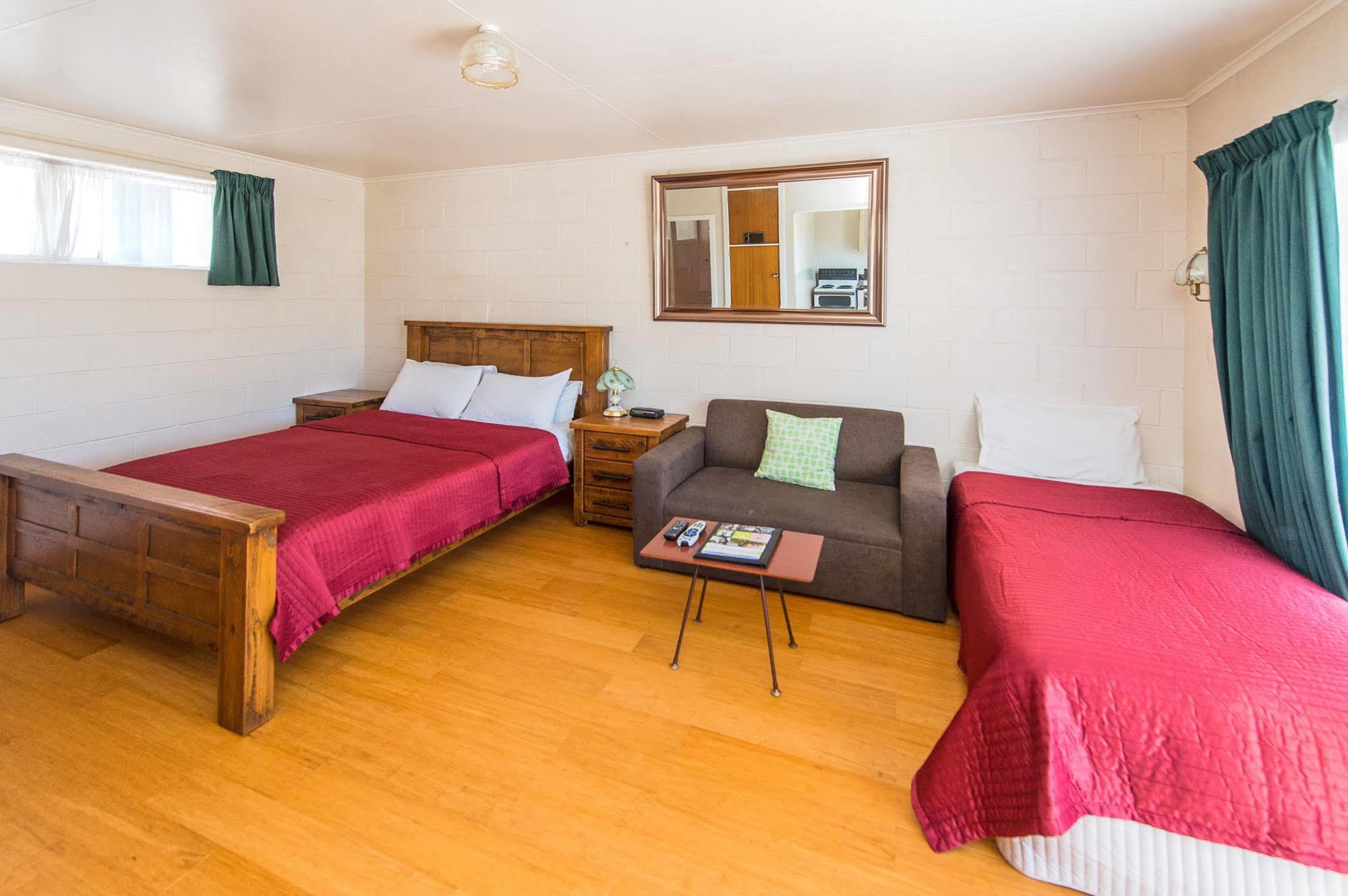 Astral Motel Whanganui Exterior photo