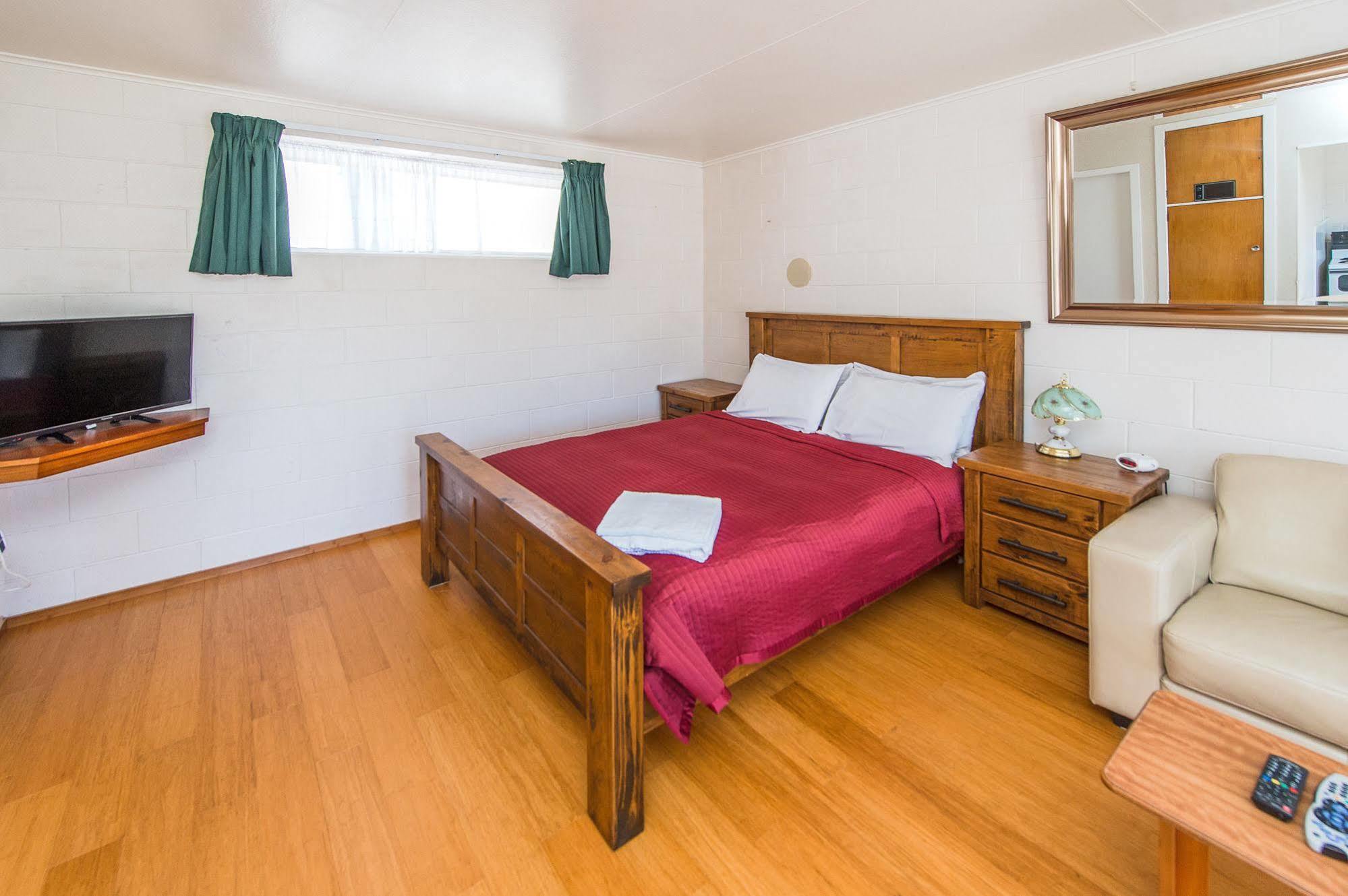 Astral Motel Whanganui Exterior photo